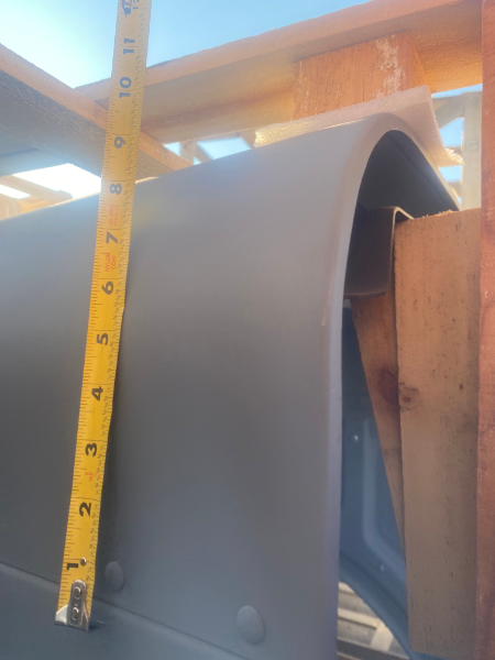 Peterbilt 388 Car Hauler 123 BBC Aluminum Hood (2007 & Newer) With Stainless Grille Assembly & Fiberglass Fenders