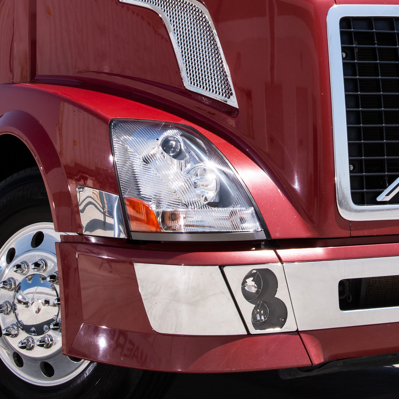 Embellecedor de parachoques delantero cromado estilo aerodinámico para Volvo VNL 2015-2017 - Pasajero (a granel)