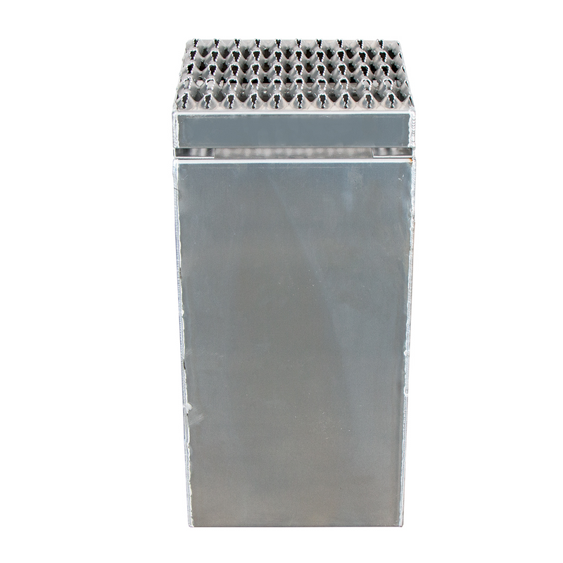 Caja de sillín con escalón de aluminio de 12"LX 25"WX 28"H