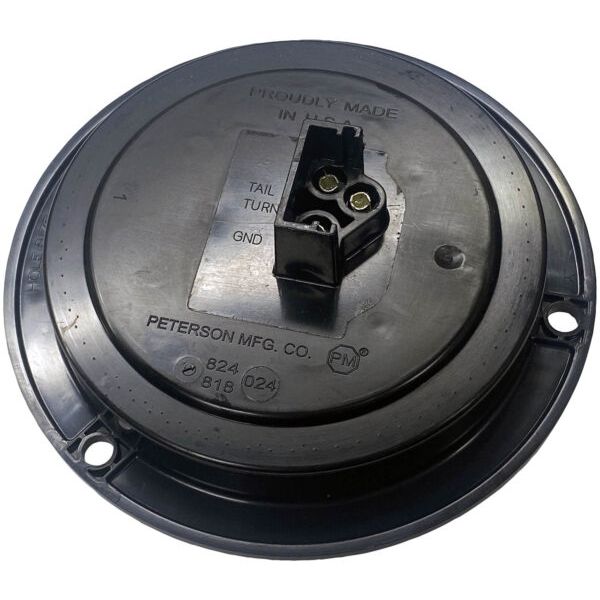M824R-9 Lumen X® PL3 4 inch Round Stop / Turn / Tail Light; flange; poly bag