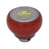 POMO DEL TABLERO DE MADERA CON CRUZ DE HIERRO DORADA Y PLACA DE REGULACIÓN SS