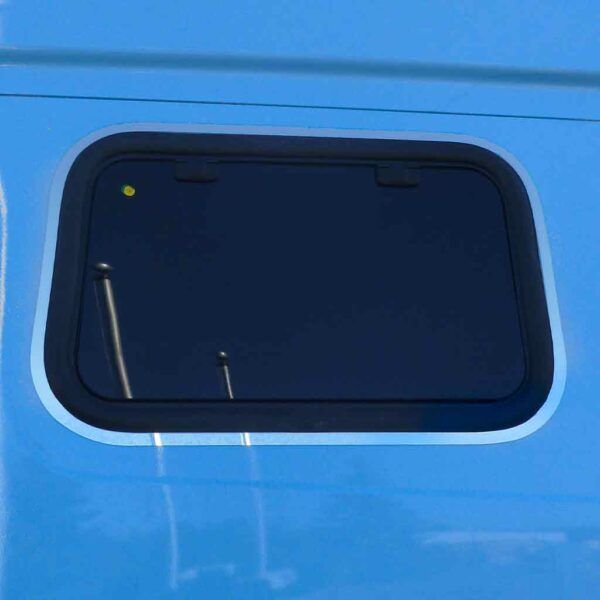 TV-1481 Volvo VNL 860 Sleeper Window Trim Kit (2018+) – Upper & Lower Exterior Trim Royal Blue