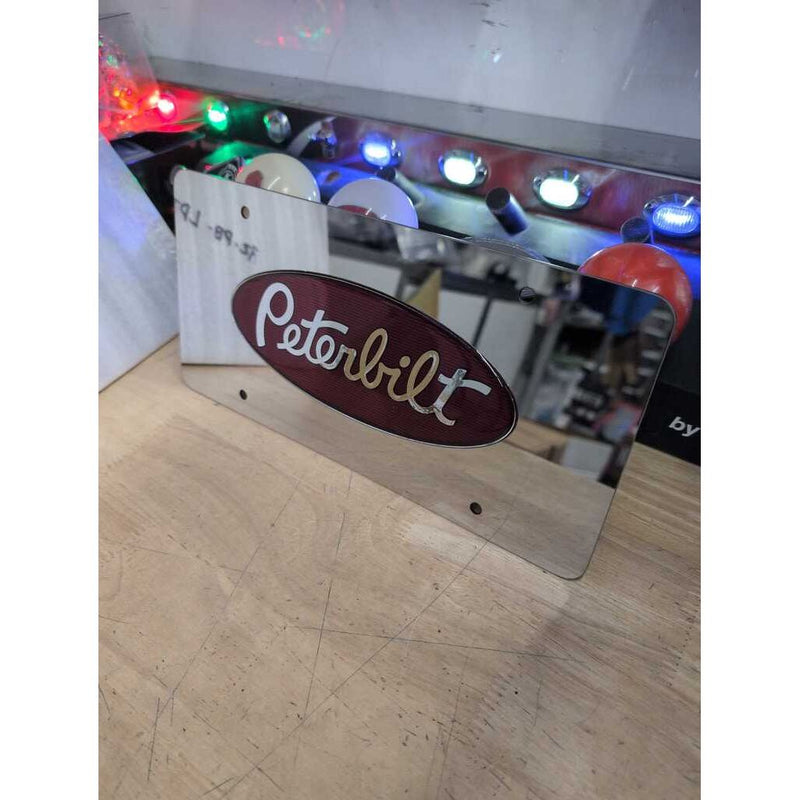 PLACA DE MATRÍCULA ESTILO PETERBILT