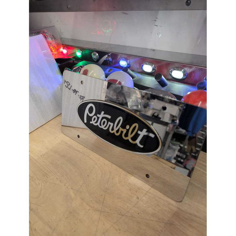 PLACA DE MATRÍCULA ESTILO PETERBILT