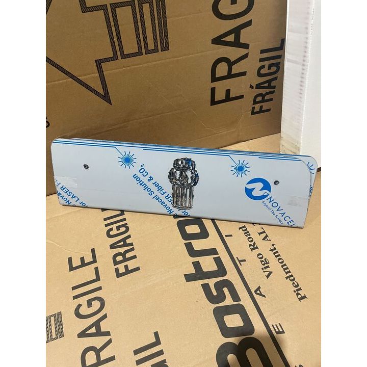 B822003 FENDER GUARD Pair W9L `89+ FLUSH MOUNT (With Kenworth logo)