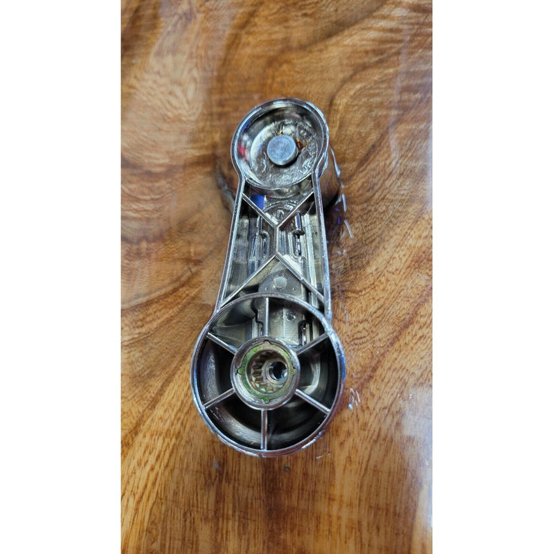 up-41220 2006+ Peterbilt 379,389 interior Window Crank handle chrome plastic new up-41220 PETERBILT Dim Gray